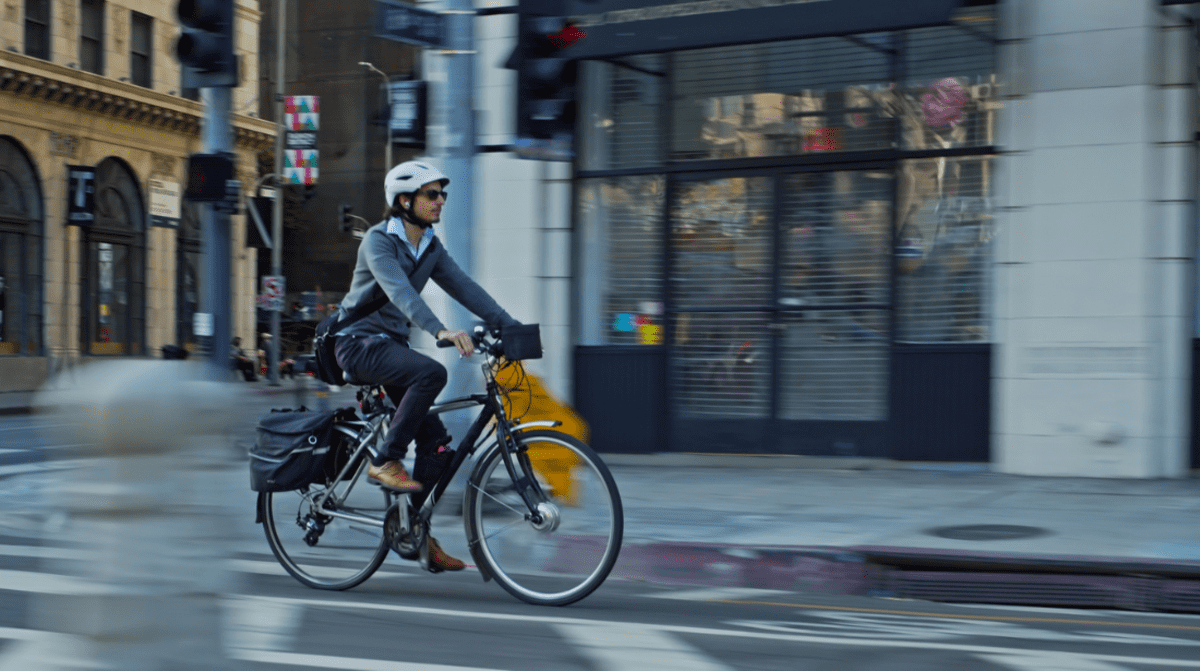 Vélos électriques : pourquoi les cyclistes gagnent à être assurés
